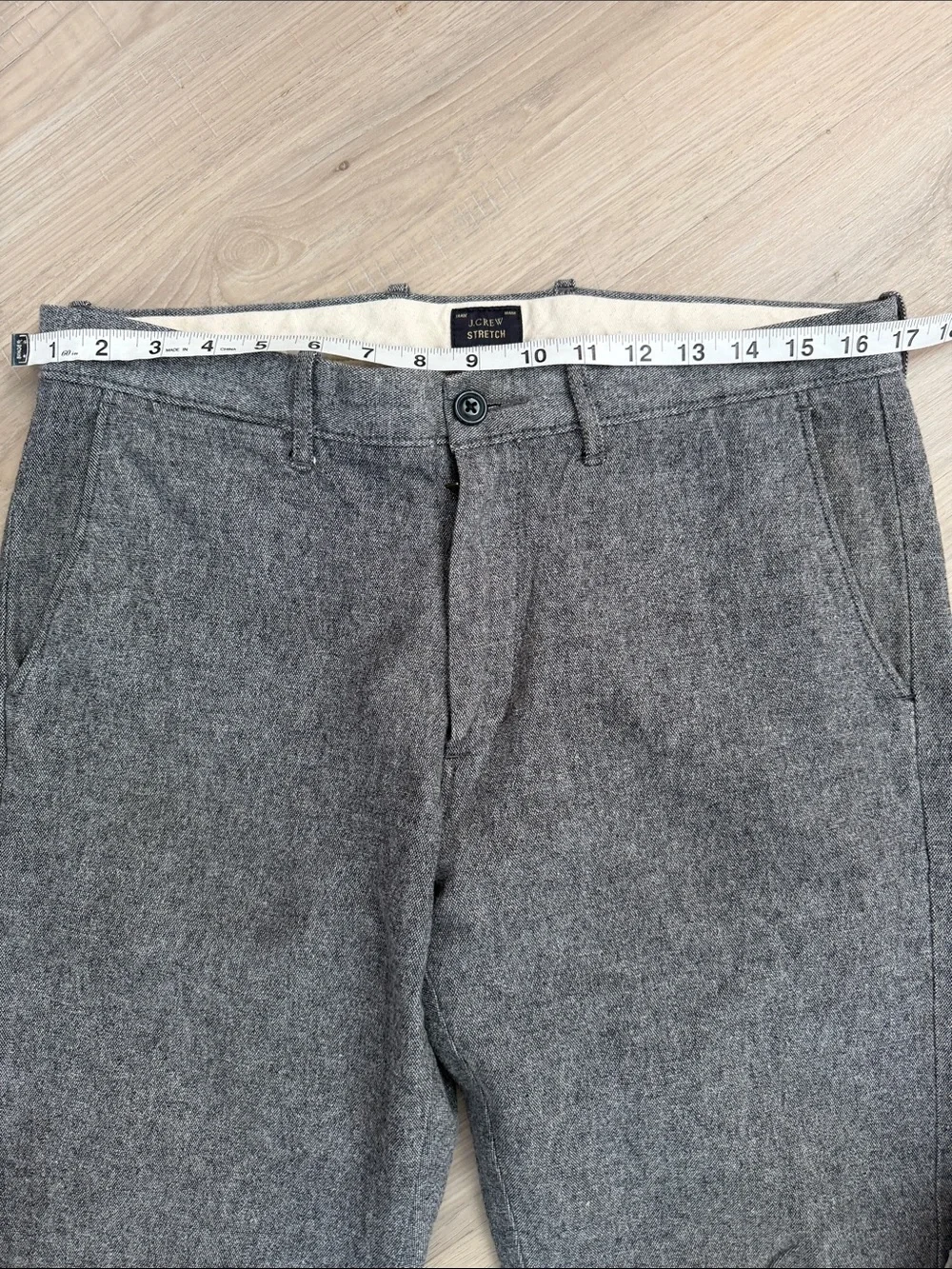 J. Crew Stretch Grey 1040 Athletic Tapered Fit Chino Pants.  Sz 32/34
